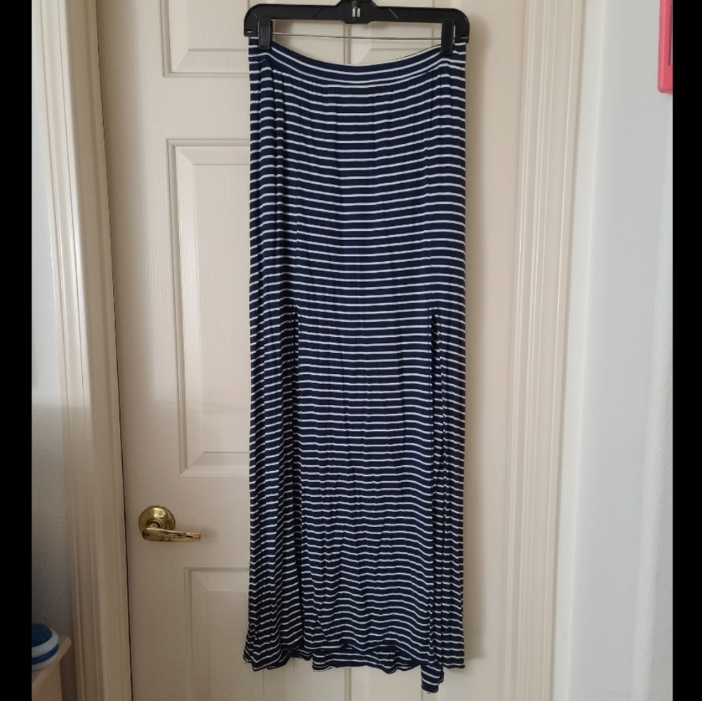 Abercrombie & Fitch Maxi Skirt